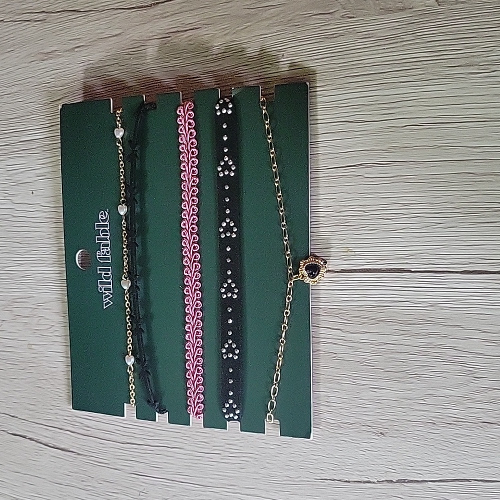 Kids necklaces